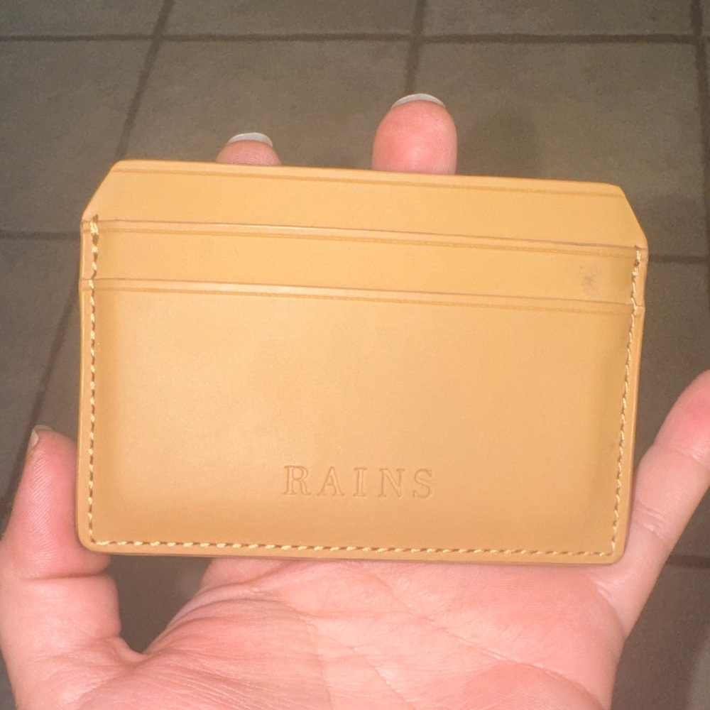 Rains card holder